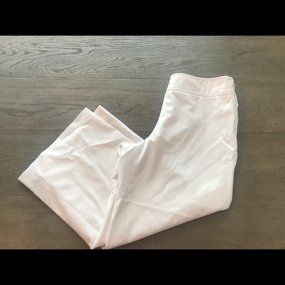 WHBM White cropped pants, size 2.